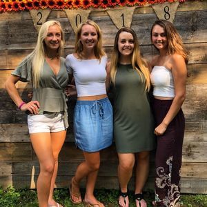 Meet your Posher, Amanda